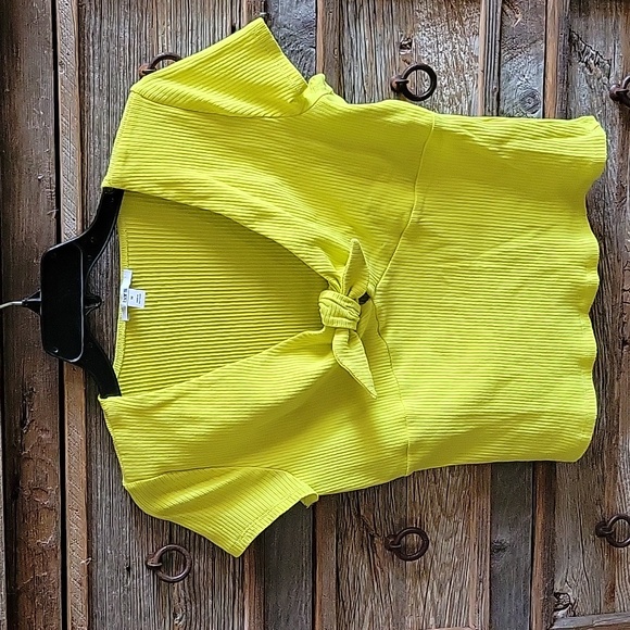 Bar III Tops - Bar III Neon Yellow/Green Tie Front Crop Top Medium